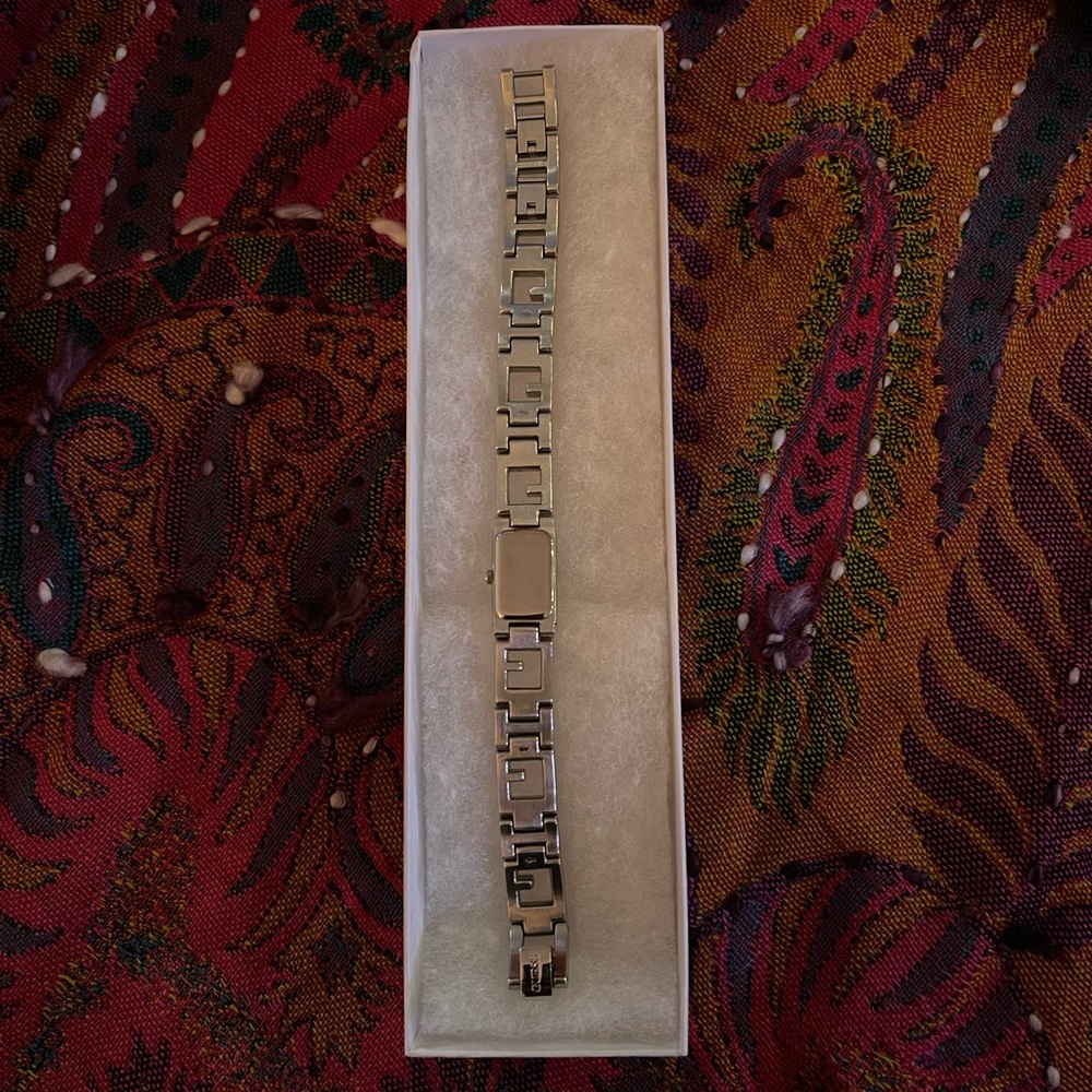 GUESS WATCH - Picture 4 of 4